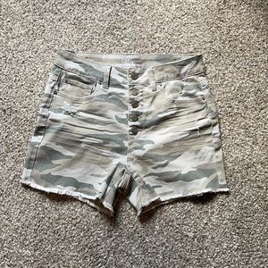 High rise cut off camo shorts